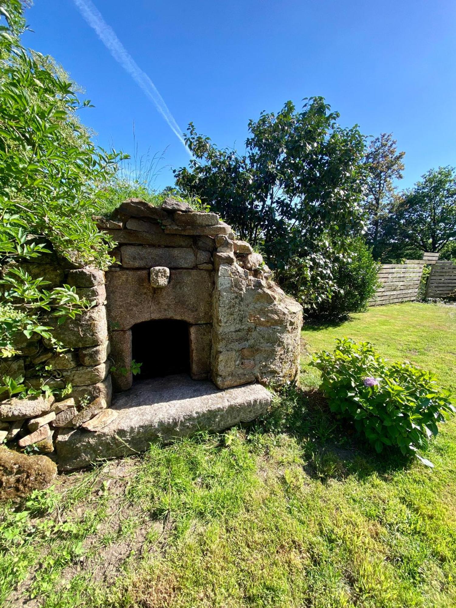 Hostal Domaine De Lann Kerhuerh La Chapelle-Neuve  Exterior foto